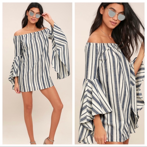 LULUS👗DRESS - Picture 2 of 11